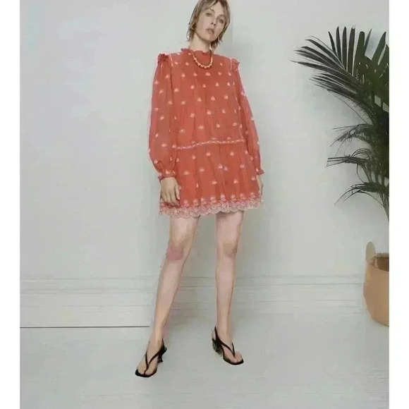 100% Authentic ZARA Orange Eyelet Flower Print Mini Dress $89.90 Size Medium - Picture 1 of 11